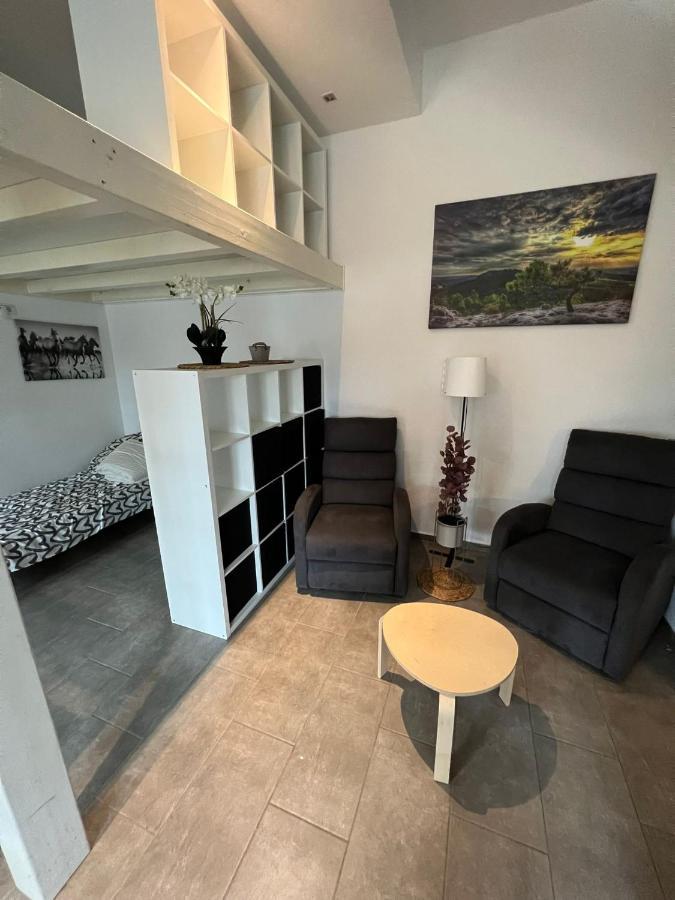 Viersen Schoene Apartments Am Duelkener Bahnhof Esterno foto