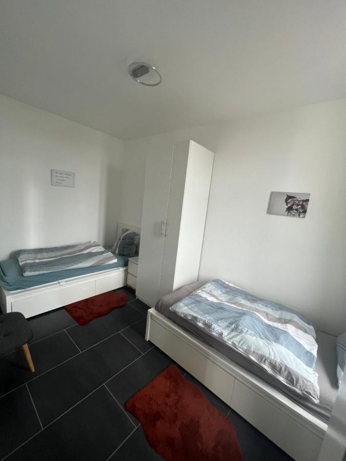 Viersen Schoene Apartments Am Duelkener Bahnhof Esterno foto