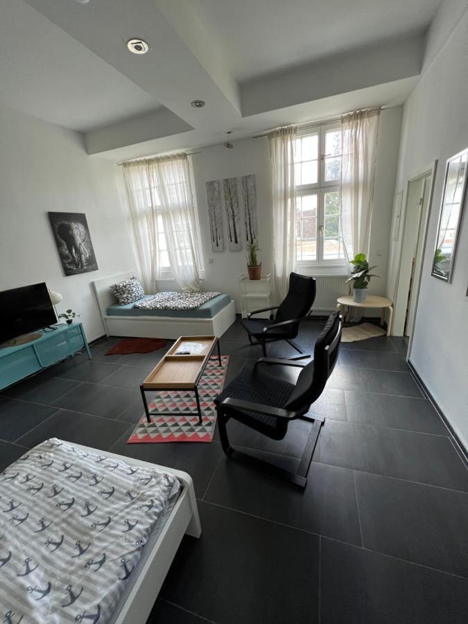 Viersen Schoene Apartments Am Duelkener Bahnhof Esterno foto