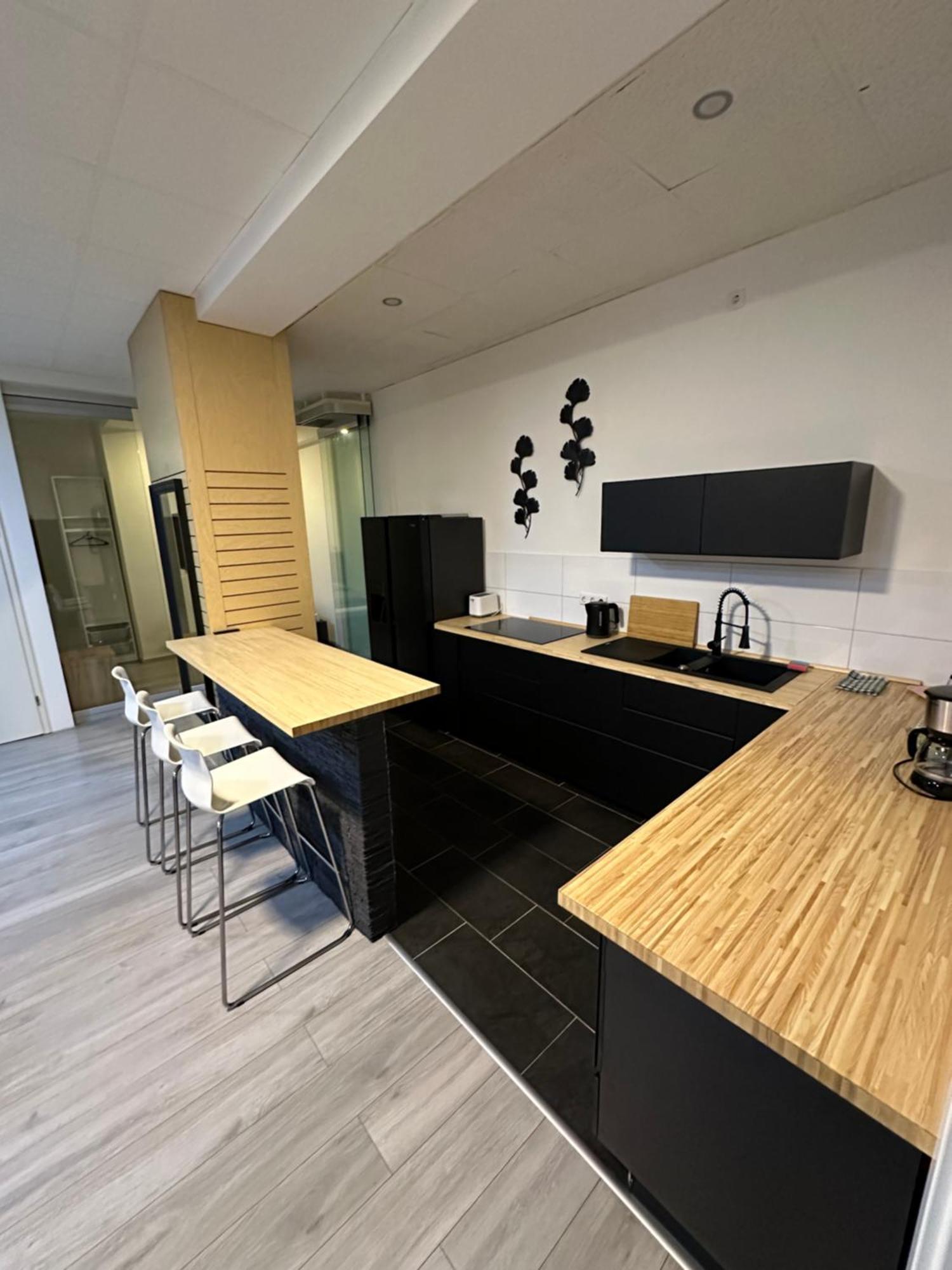 Viersen Schoene Apartments Am Duelkener Bahnhof Esterno foto