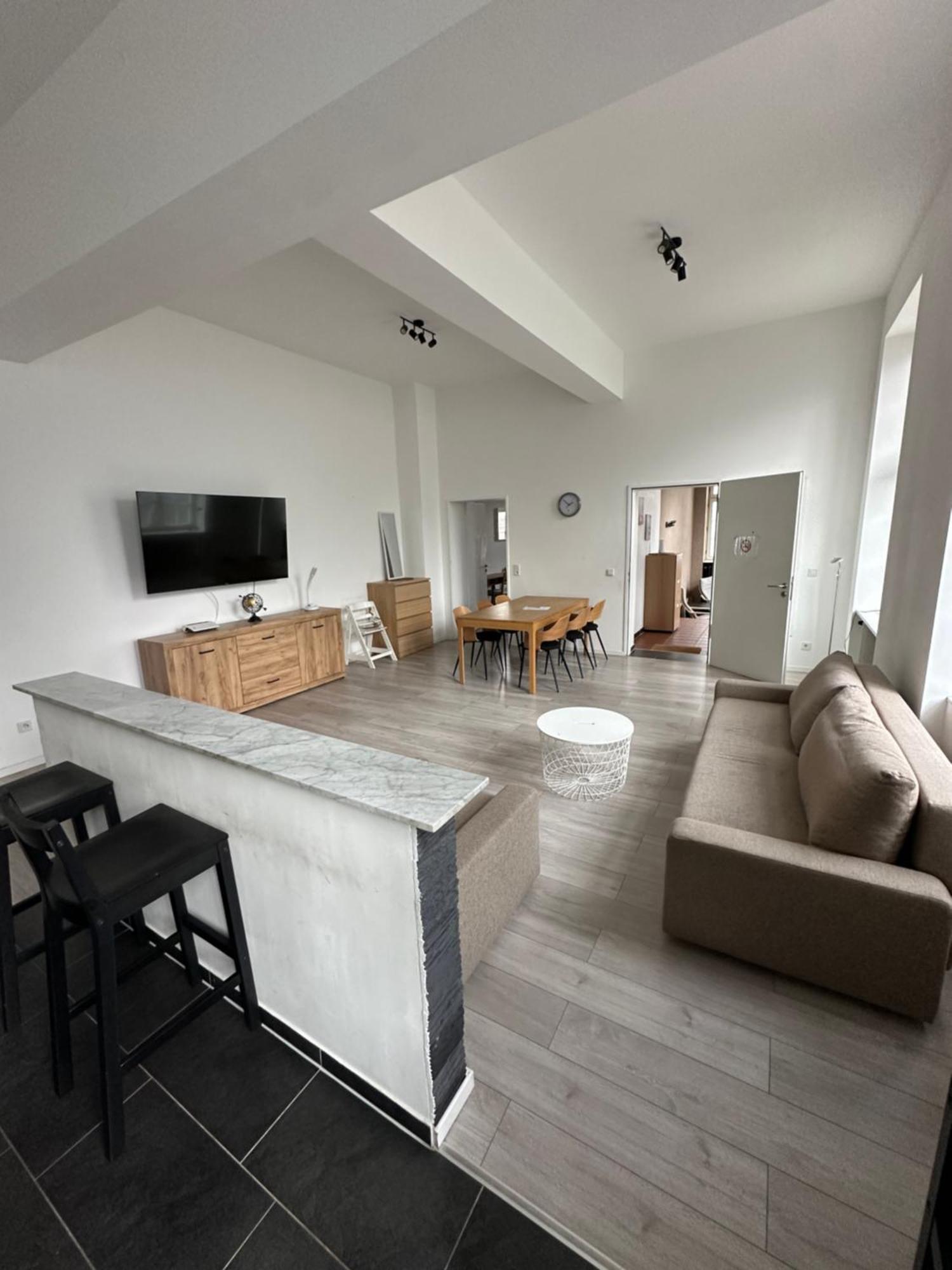 Viersen Schoene Apartments Am Duelkener Bahnhof Esterno foto